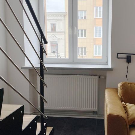 Off Side Story Apartment Лодзь Экстерьер фото