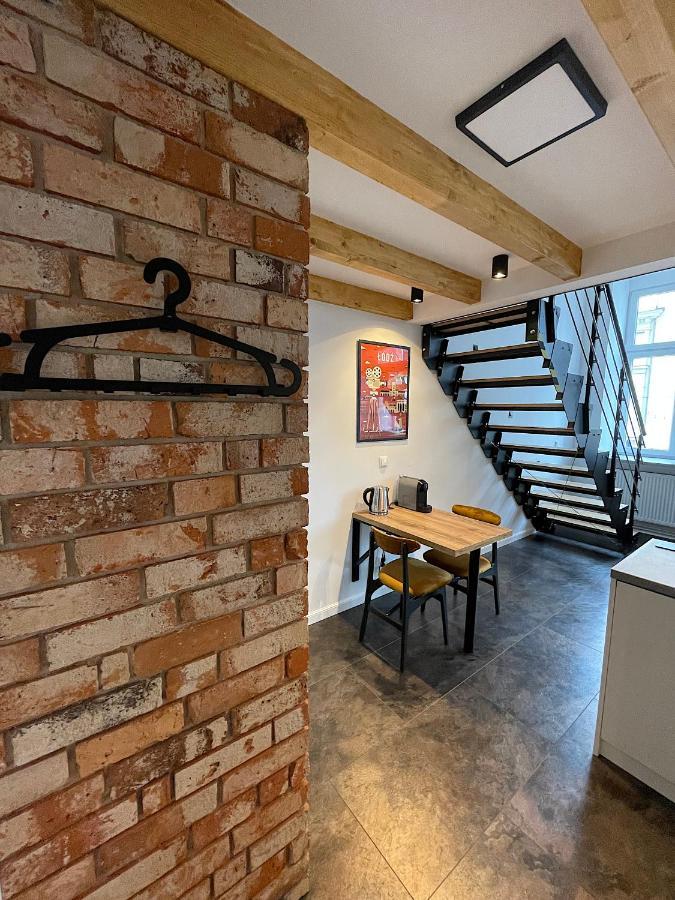 Off Side Story Apartment Лодзь Экстерьер фото